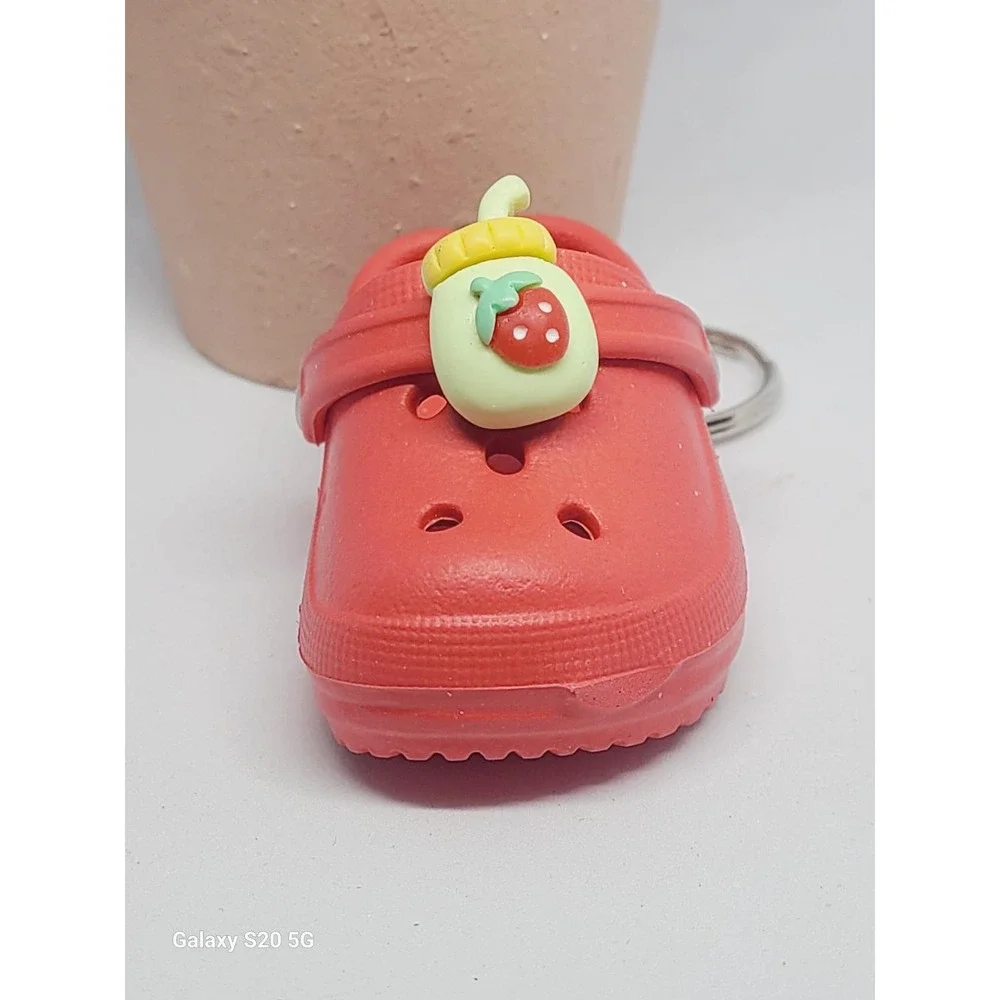 Handmade Cute Strawberry Shoe Keychain‎ Charm Red Croc Style Bag Accessory